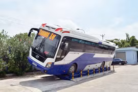 Hàng loạt vi phạm trên xe khách giường nằm