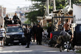 Dọn khu “ổ chuột” vì World Cup