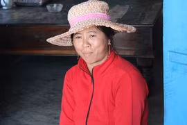 Chuyện kỳ lạ nơi con gái xinh đẹp muốn lấy chồng thì phải có... răng giả