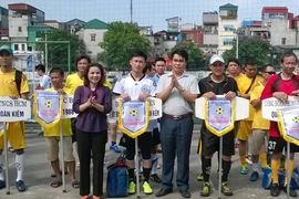 Khởi tranh giải Bóng đá quận Hoàn Kiếm mở rộng 2014