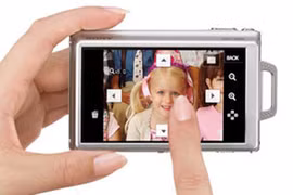 Phát bệnh kỳ lạ vì… nghiện công nghệ cao