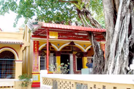 Kỳ bí ngôi miếu cổ thờ Hoàng tử Ba Thắc trên bãi xương người ở Sóc Trăng