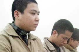 Hai chị em ruột bị lừa bán ra nước ngoài