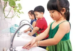 Phòng chống lây lan đau mắt đỏ 