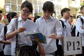 Đỗ tốt nghiệp THPT trên 99%: Lo không thực chất