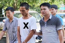 Giết hại bạn gái rồi dọa tử thủ bằng thuốc nổ