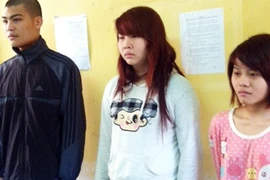 Cặp tình nhân tuổi teen bắt cóc thiếu nữ ép bán dâm