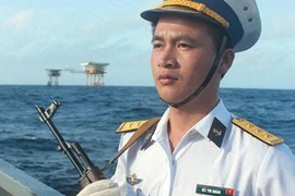 Hy sinh hạnh phúc riêng cho Tổ quốc...