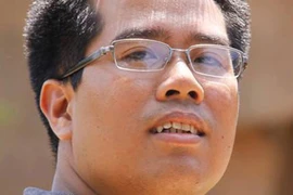 Nhắm mắt để mở ra khát vọng thiện lương