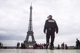 Pháp phá âm mưu khủng bố nhằm vào nhiều địa điểm nổi tiếng