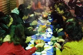 Hiểm họa từ món nướng vỉa hè