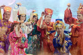 Những “sự kiện chấn động dư luận” có được các Táo báo cáo Ngọc Hoàng?