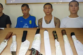 Khởi tố 2 đối tượng về hành vi cướp tài sản