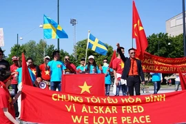 Thể hiện hình ảnh Việt Nam mong muốn hòa bình