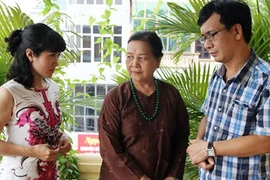 “Sao bà ác thế!”