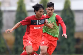 Nhìn từ danh sách tập trung của ĐT Việt Nam: Vui là chính!