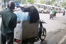 Chưa an tâm với chất lượng nước đá viên, nước đóng chai