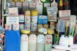 Phát hiện nhiều phụ gia thực phẩm hết hạn sử dụng