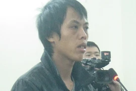 Buôn 12kg pháo, lĩnh án 15 tháng tù