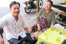 Võ sư giết người trở thành anh giao hàng vui tính