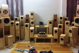 Tái tạo âm thanh cổ từ "rác"