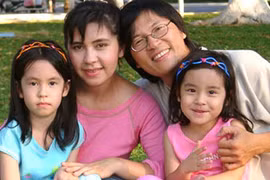 Vợ chồng ca sỹ Phương Thảo - Ngọc Lễ về nước