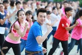 Nhảy Flashmob trong “Vũ hội công dân toàn cầu”