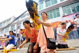 Lật tẩy “công nghệ” thi đại học tại Trung Quốc