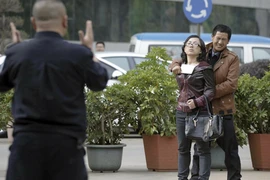 Trung Quốc: Bắt cóc con tin giữa phố