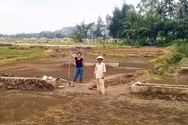 Làng "góa phụ" vì tin đồn gặp tai ương khi miếu cổ bị vùi lấp