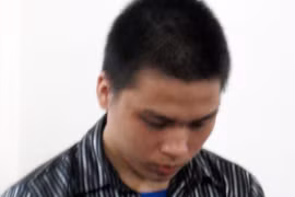 Đâm vợ điên cuồng vì ghen