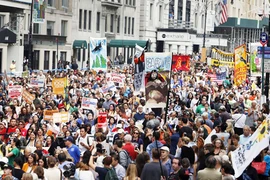 Hành động ngay bảo vệ Trái đất