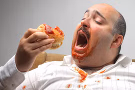 Phát bệnh nguy hiểm vì ăn uống bừa bãi