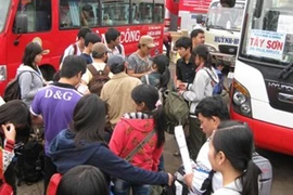 Vé tàu xe dịp nghỉ lễ Quốc khánh 2-9: Không quá căng thẳng