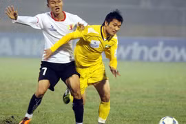 SLNA họp nội bộ để răn đe cầu thủ