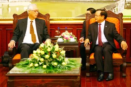 Tạo điều kiện để doanh nghiệp Singapore đầu tư vào Việt Nam