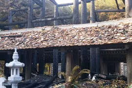 Lại cháy di tích, đừng mãi thờ ơ