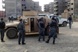 Taliban tấn công sân bay quốc tế Kabul