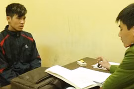 Chân dung kẻ quái gở, bệnh hoạn, chà xát bàn chải vào vùng kín bé 2 tuổi, con của người tình