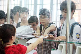 Lùi hạn đăng ký thi đại học