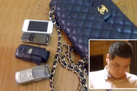 Trói bạn trong khách sạn, lột sạch tài sản