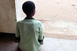 Hủ tục rợn người ở Malawi 