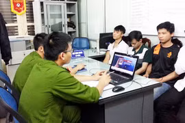 Tải phim sex, 800.000 người bị móc sạch tài khoản