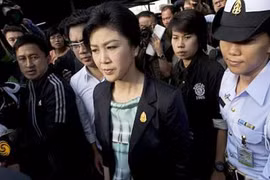 Thủ tướng Thái Lan rời Bangkok