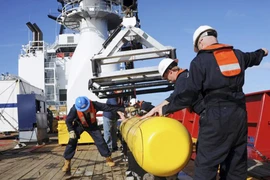 Thu được tín hiệu điện thoại của cơ phó MH370