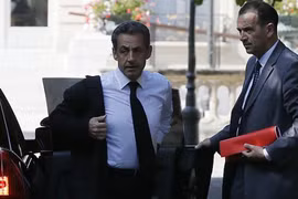 Ông Sarkozy sa cơ