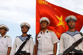 Quyết không để ngoại bang xâm phạm