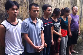 7 “con bạc” sát phạt trong đêm