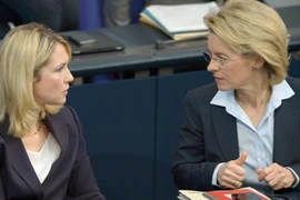 Bộ trưởng Đức ở lại văn phòng để tiết kiệm chi phí