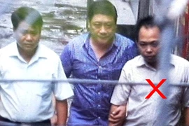 Giám đốc CATP trực tiếp thuyết phục đối tượng buông hung khí